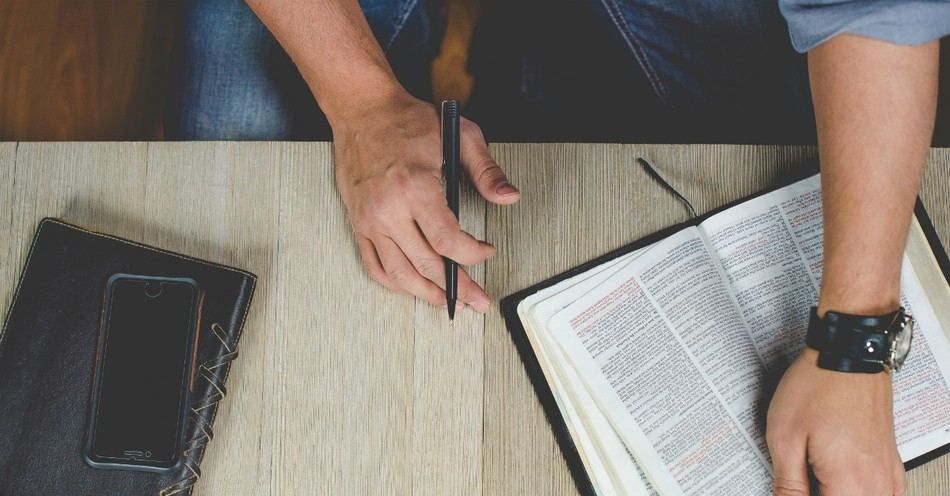 What Is the SOAP Method of Bible Study and Should You Use It?